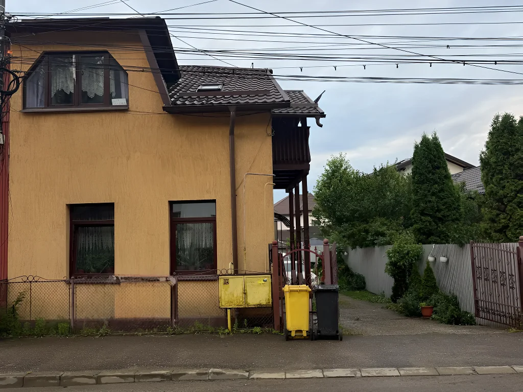 fatada principala casa vanzare cumparare Gura Humorului Suceava